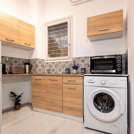 Relax Apartment Under Acropolis Афіни Екстер'єр фото